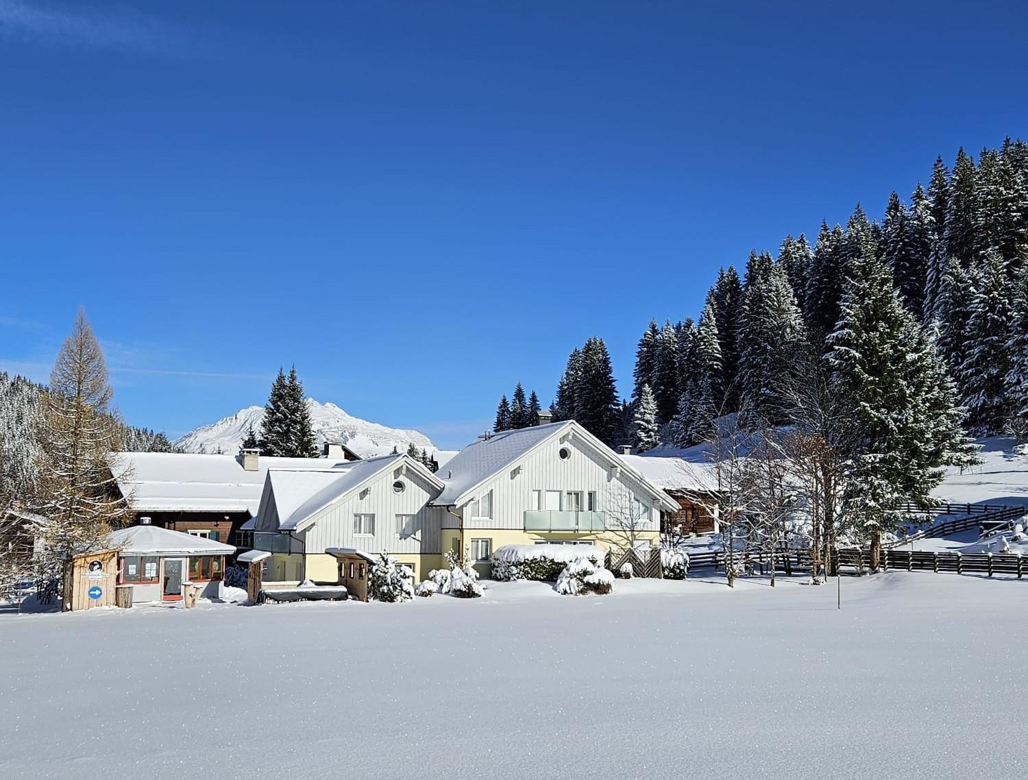 Haus Capricorn - Appartement Mountain View Gargellen Bagian luar foto